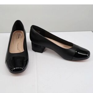 Clarks Marilyn Sara Black Leather Patent Toe Low Heel Pumps Comfort 5.5